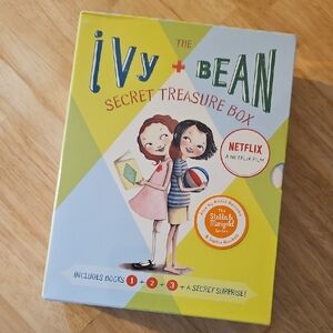 Ivy + Bean Box Set
